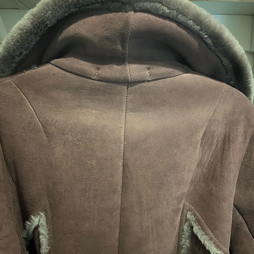 Vintage 70s Californian Suede Shearling Belted Trench Coat - Picture 16 of 16